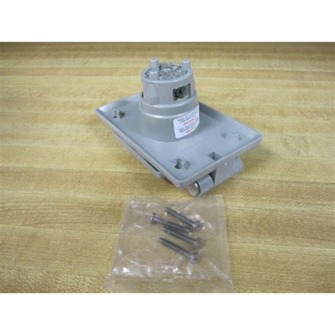 electrical box for leviton 5278-c|Leviton 5278 plugs.